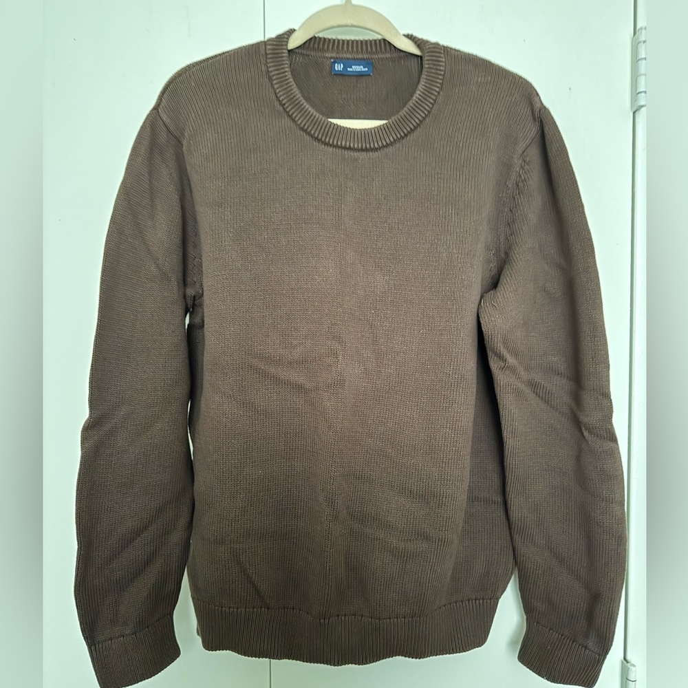 GAP Men's Crewneck Sweater in Woodsy Brown